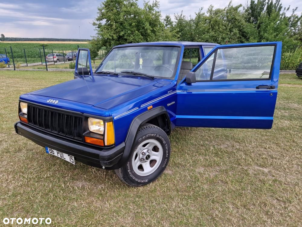 Jeep Cherokee 2.5 - 38