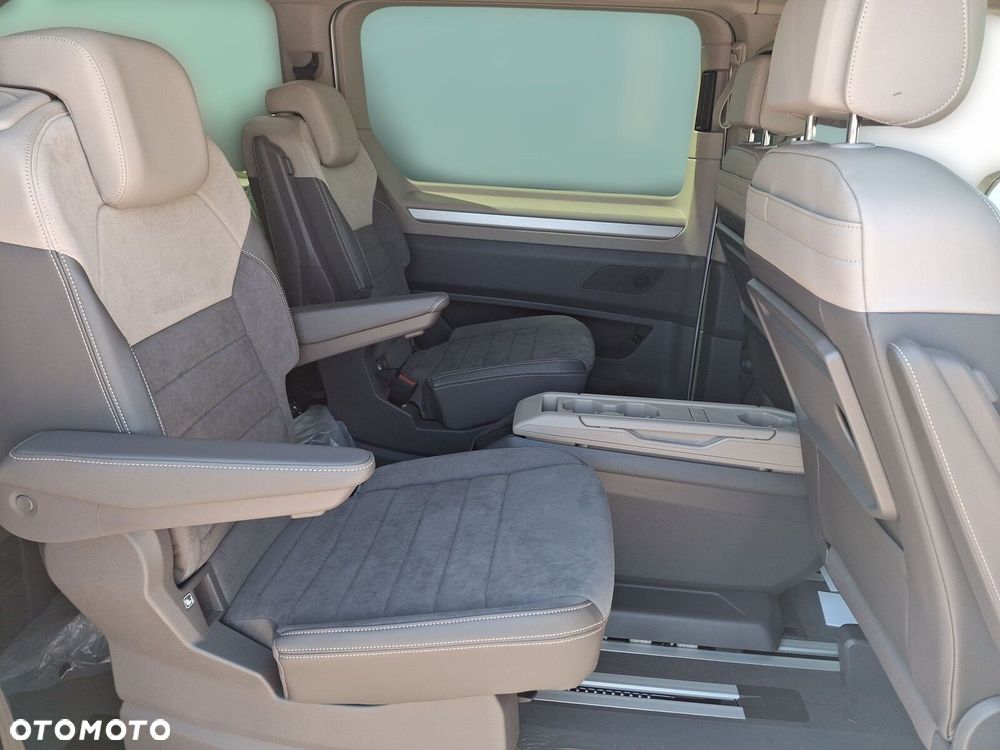 Volkswagen Multivan - 20