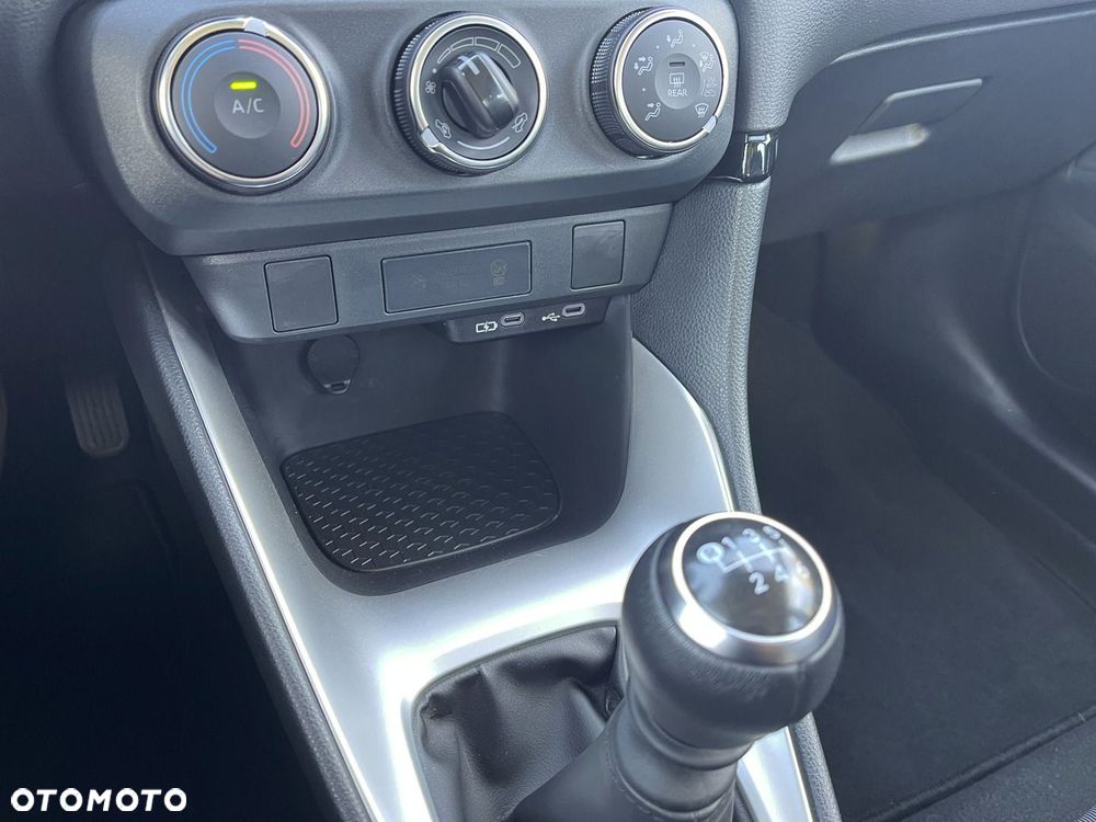 Toyota Yaris 1.5 Comfort - 18