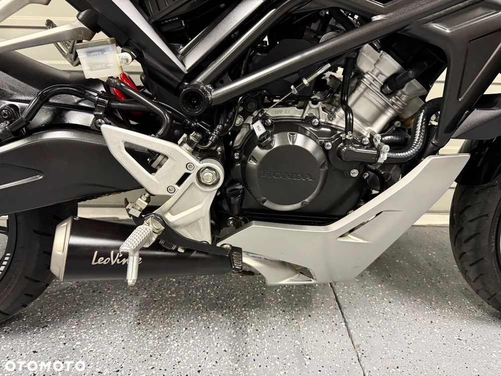 Honda CB - 6