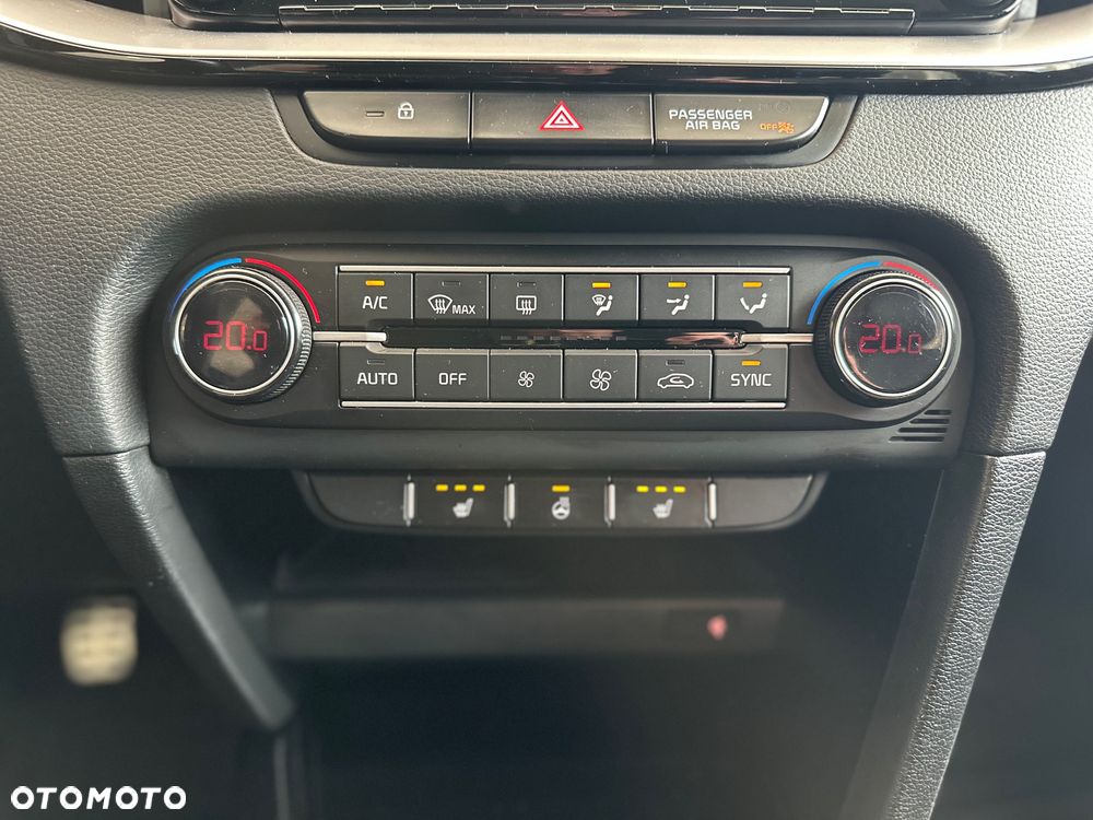 Kia Ceed 1.6 CRDi mHEV L Business Line - 16