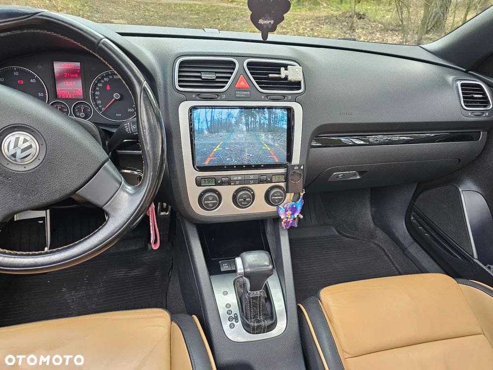 Volkswagen Eos 2.0 TDI DPF DSG Individual - 24