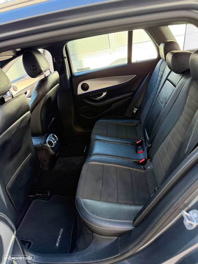 Mercedes-Benz E 220 d AMG Line - 11