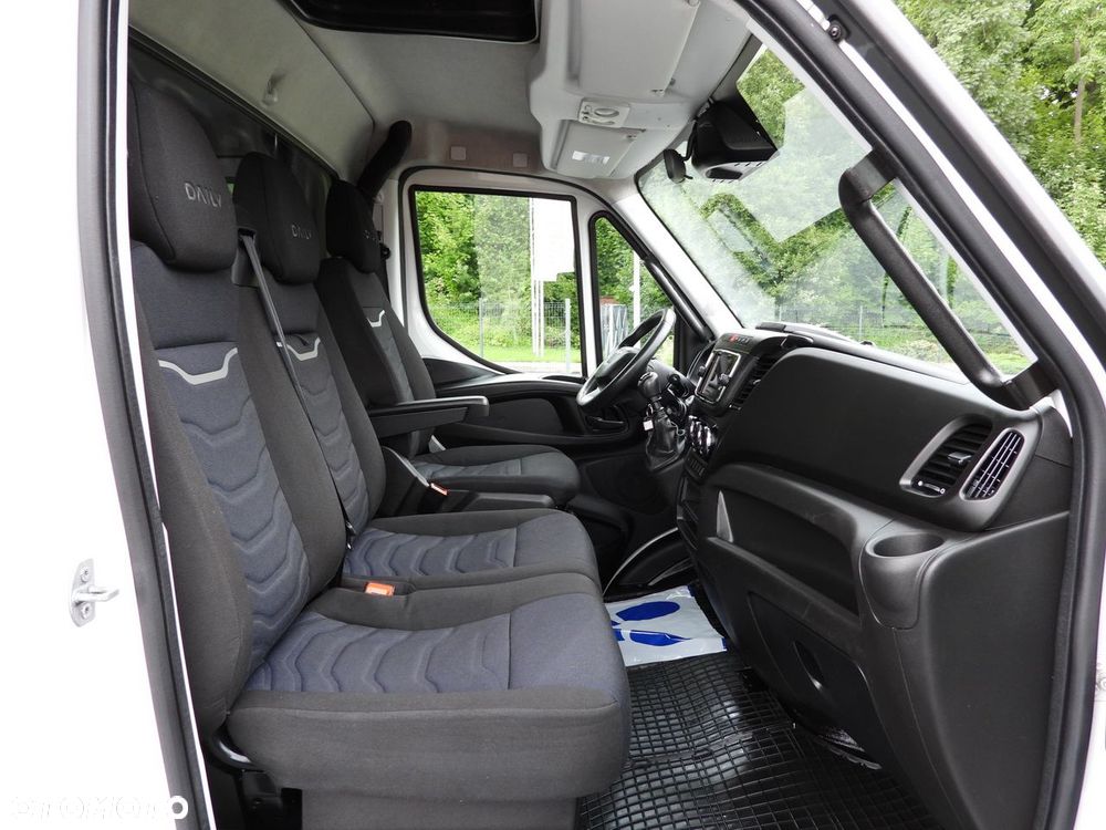 Iveco DAILY 35S18 PLANDEKA 10 PALET WEBASTO TEMPOMAT NAWIGACJA LEDY KLIMATYZACJA  180KM - 39