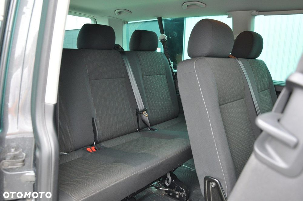 Volkswagen Caravelle - 20