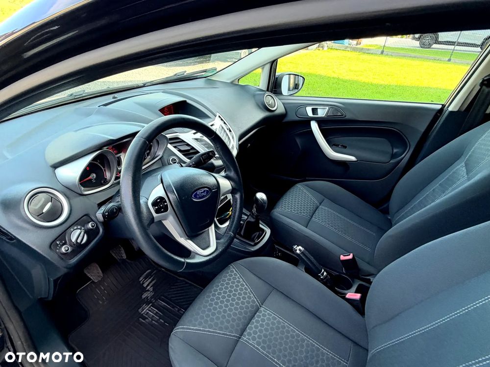 Ford Fiesta 1.4 Titanium - 23