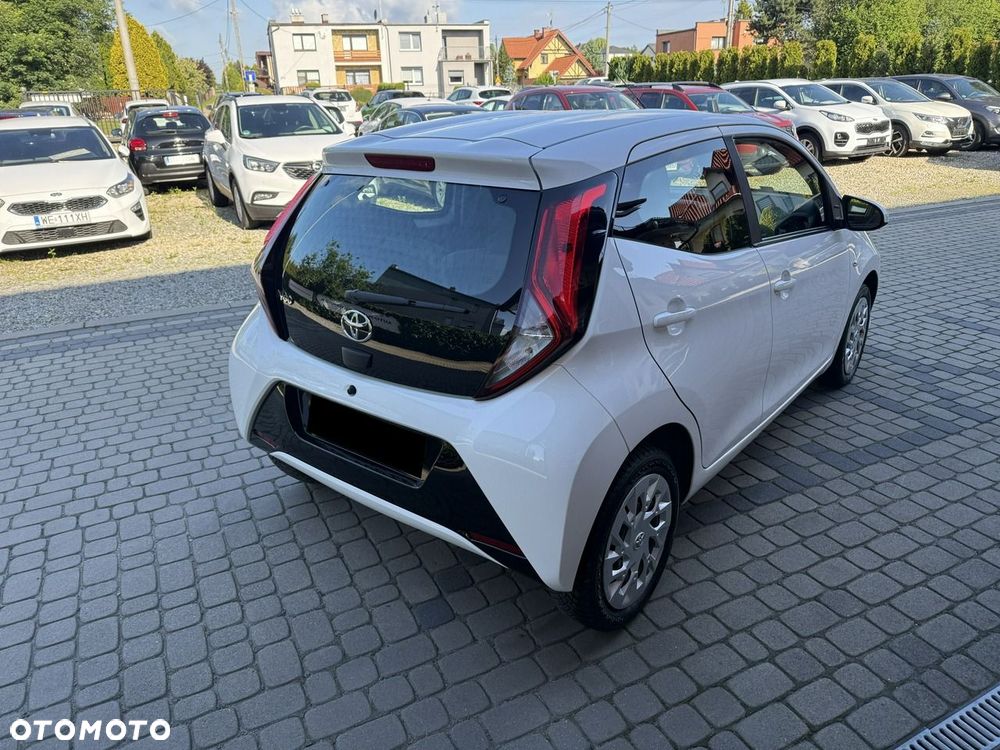 Toyota Aygo x-play - 7