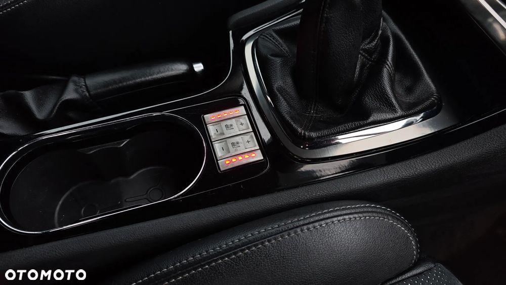 Ford Mondeo 2.0 FF Titanium - 21