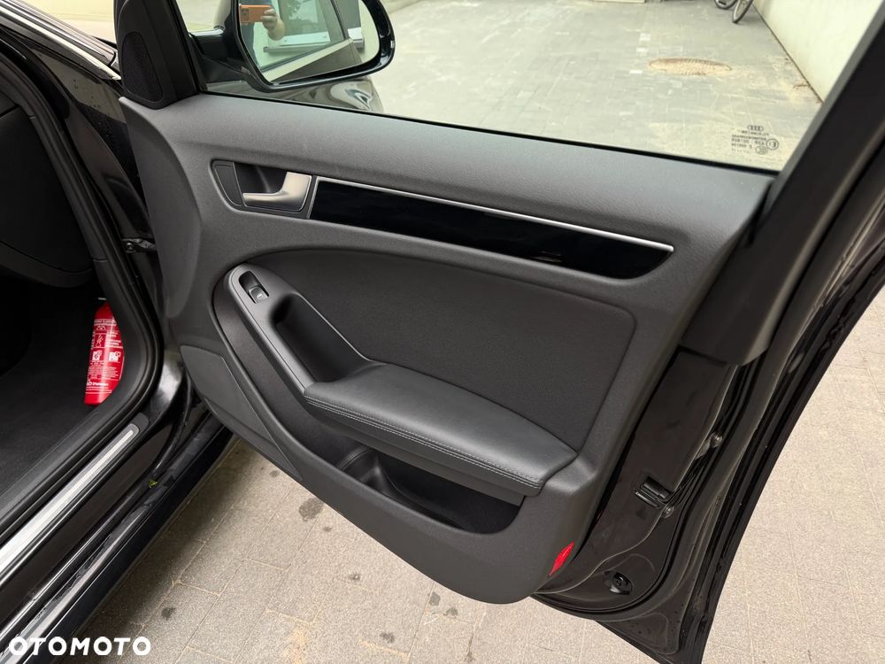 Audi A4 Avant 2.0 TDI DPF S line Sportpaket (plus) - 24