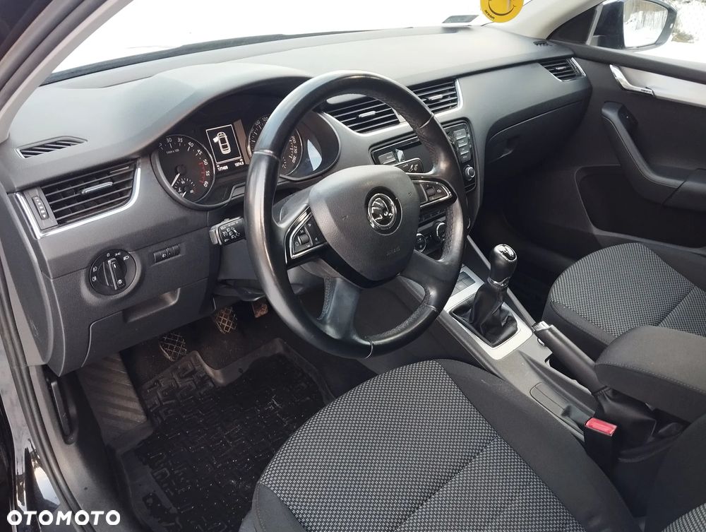 Skoda Octavia 1.6 TDI Ambition - 8