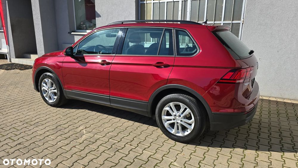 Volkswagen Tiguan - 16