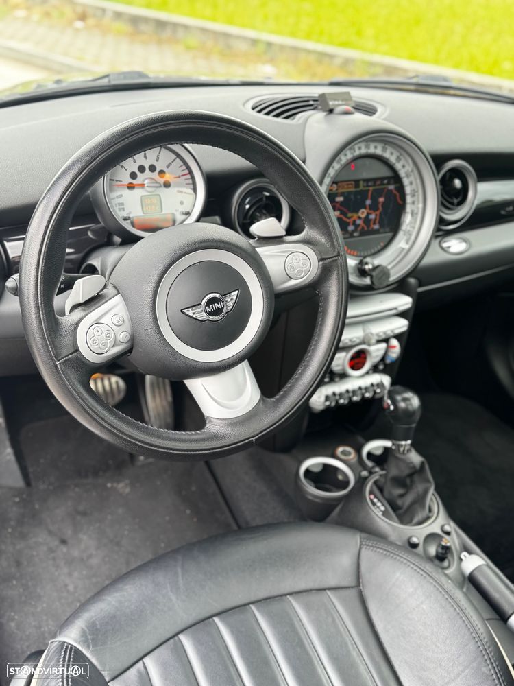 MINI 3 Portas Cooper S Aut. - 8
