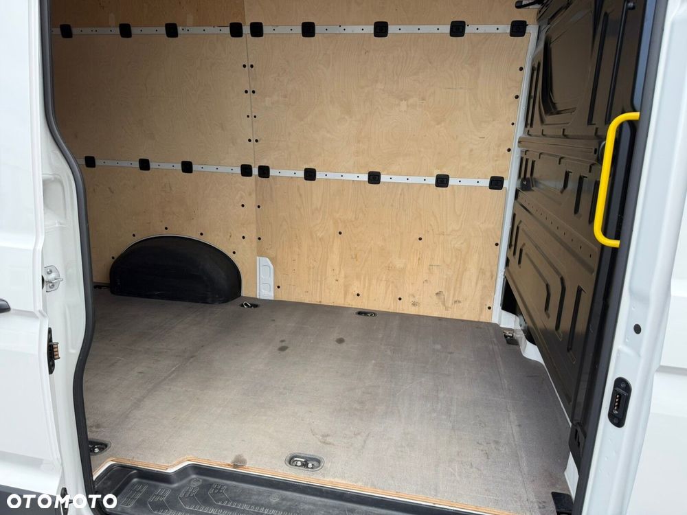 Volkswagen Crafter 35 2.0 BiTDI 177KM - 23
