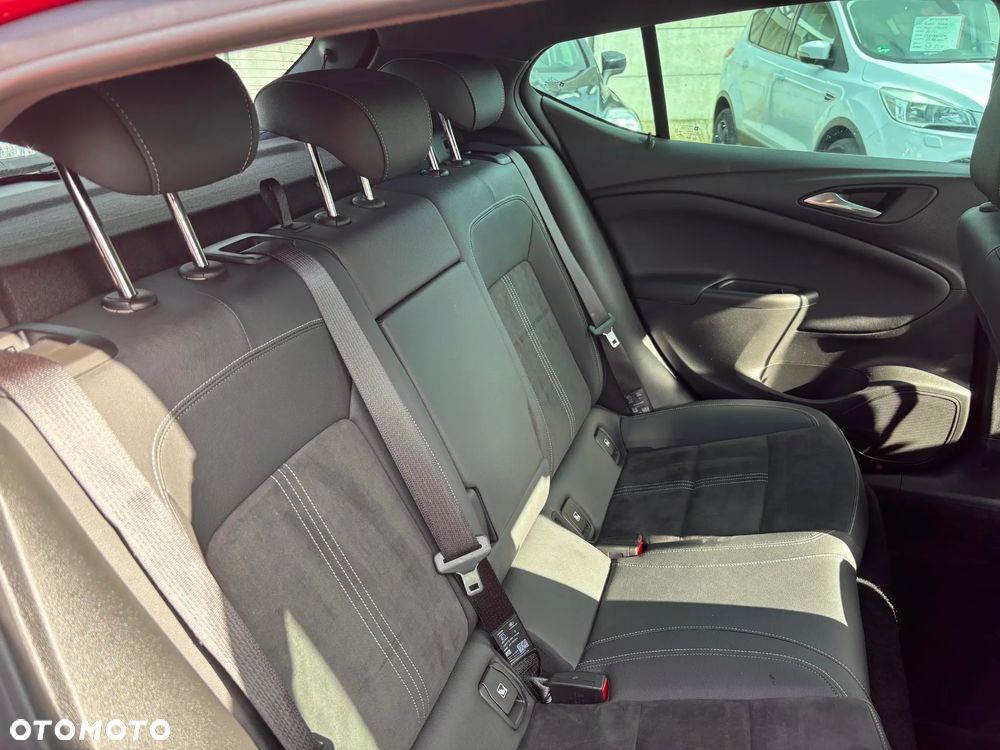 Opel Astra 1.2 Turbo Start/Stop Ultimate - 7