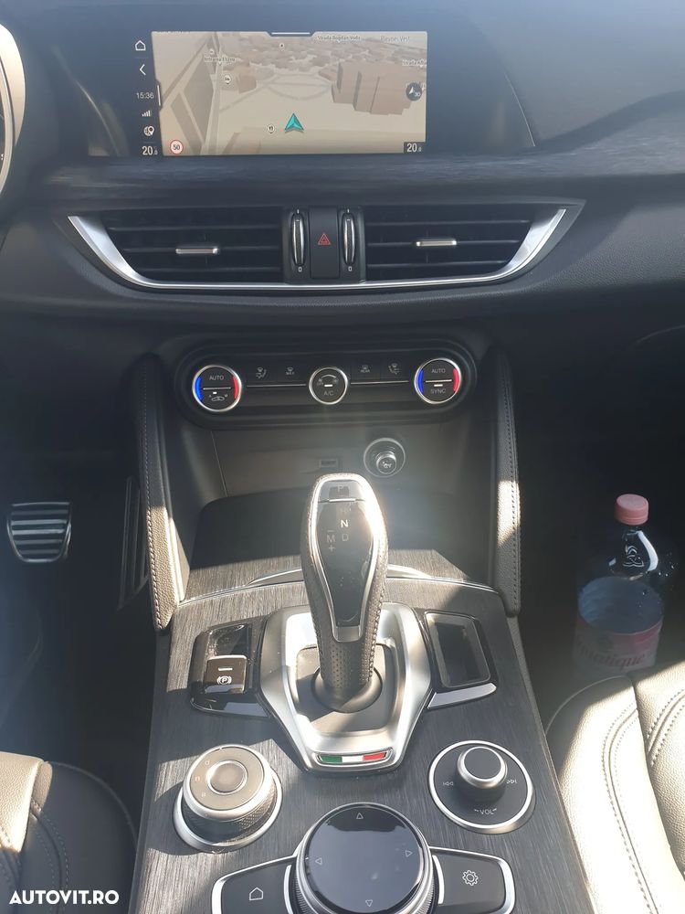 Alfa Romeo Stelvio 2.0 Turbo AWD AT8 Sprint - 15