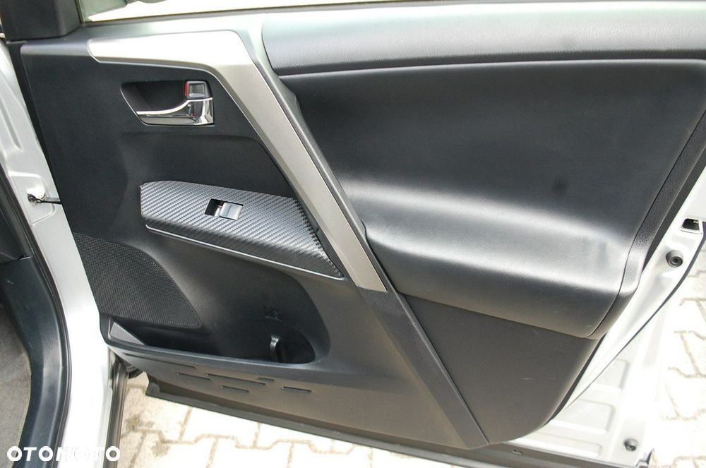 Toyota RAV4 - 31