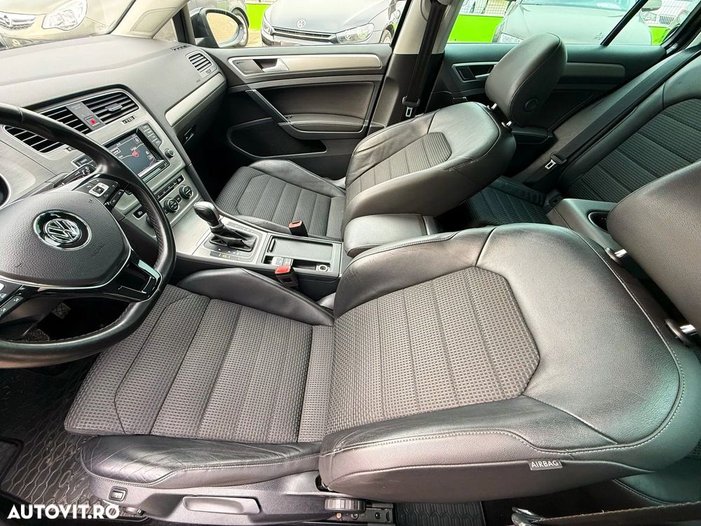 Volkswagen Golf 1.6 TDI DPF BMT DSG Highline - 19