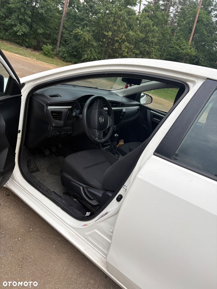 Toyota Corolla 1.4 D-4D Premium - 6