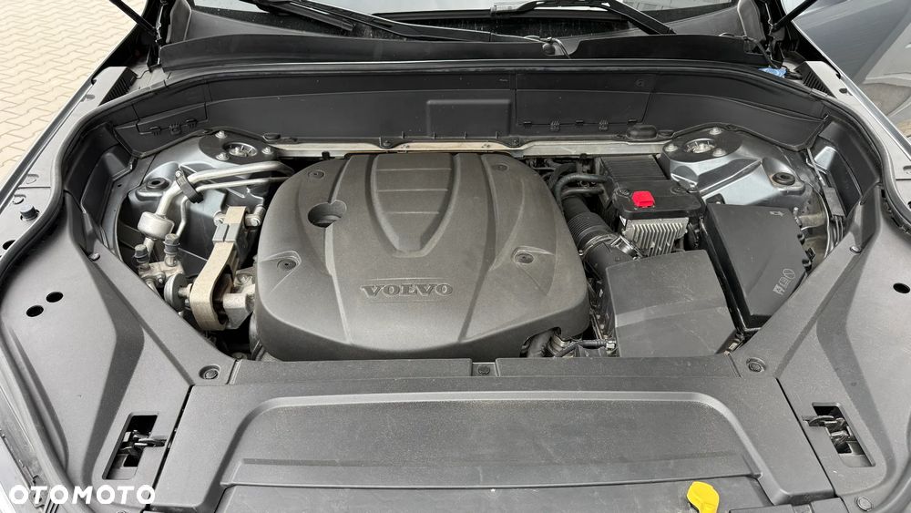 Volvo XC 90 - 29