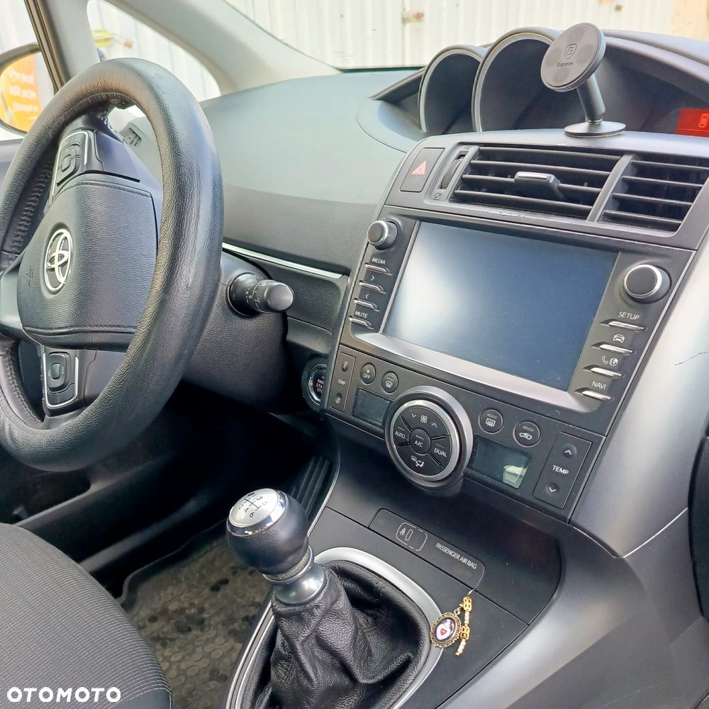 Toyota Verso 1.8 Selection EU6 - 14