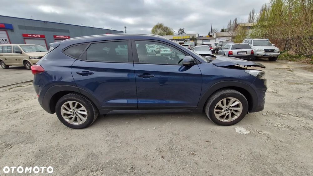 Hyundai Tucson blue 1.7 CRDi 2WD Style - 4