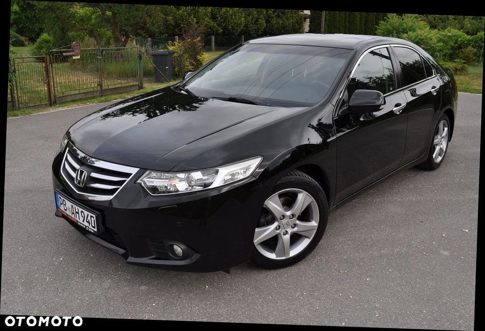 Honda Accord 2.0 Elegance 50 Jahre Edition - 15
