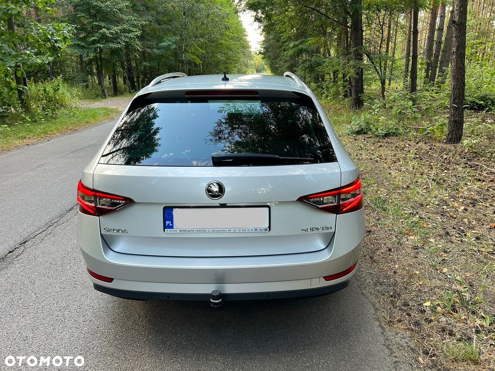 Skoda Superb 2.0 TDI Ambition - 3