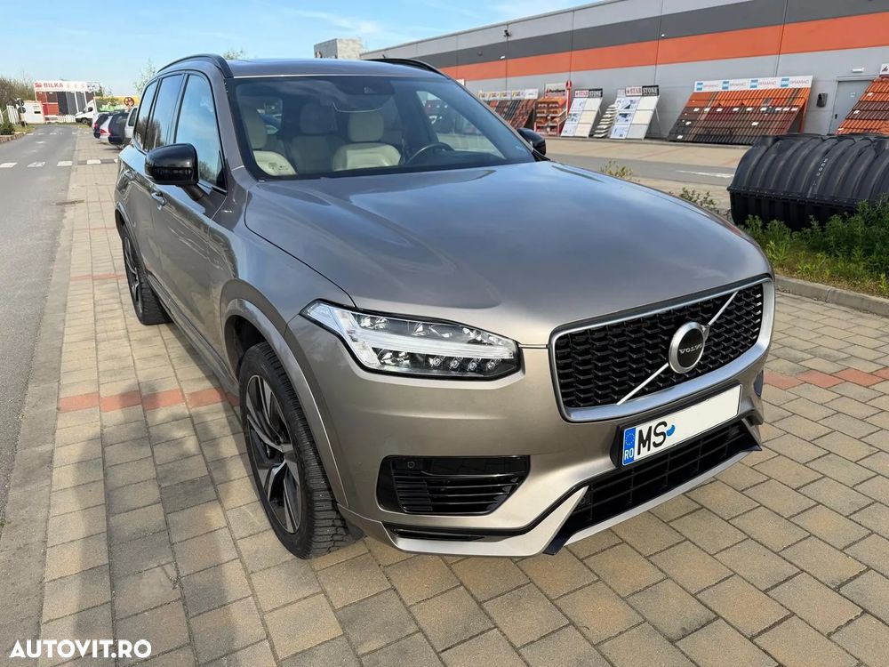 Volvo XC 90 - 12