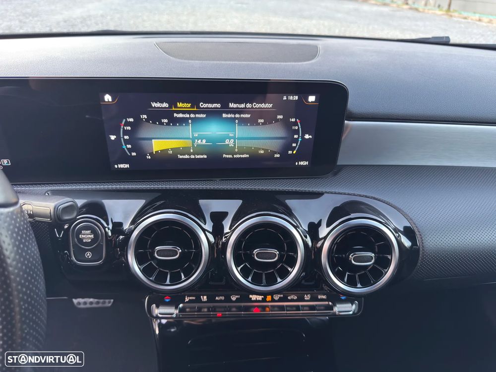 Mercedes-Benz A 180 Limousine d AMG Line Aut. - 21