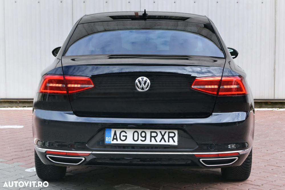 Volkswagen Passat 2.0 TDI DSG 4Motion Highline - 21
