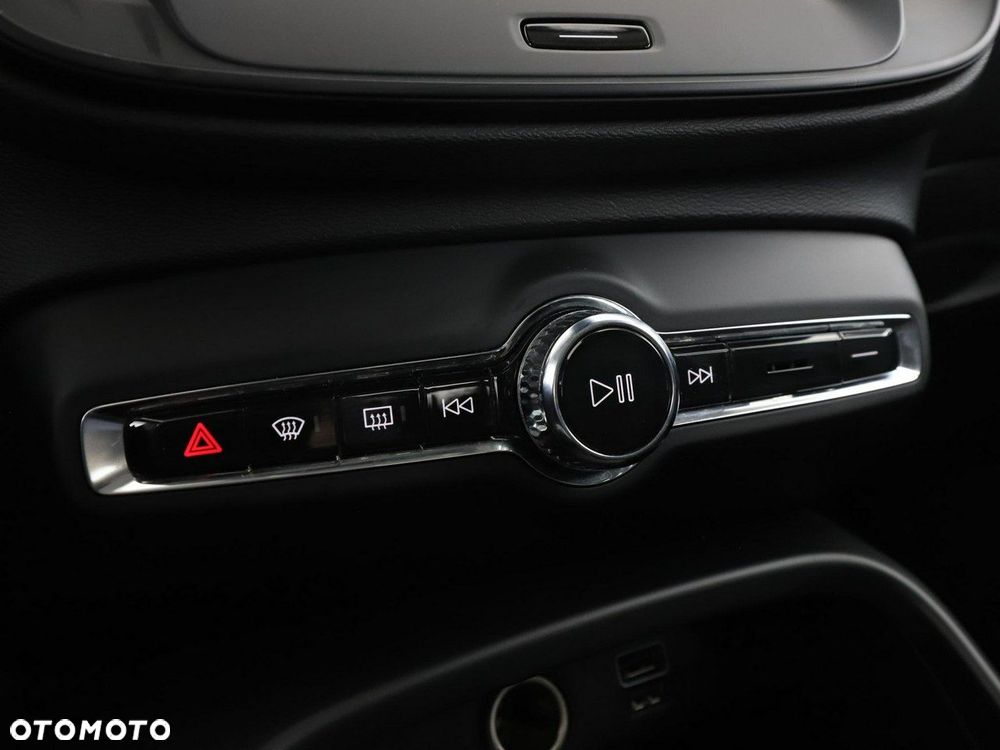 Volvo XC 40 T3 - 30