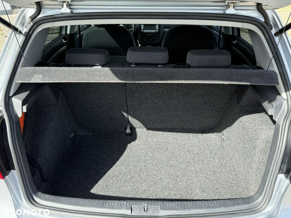 Volkswagen Golf - 20