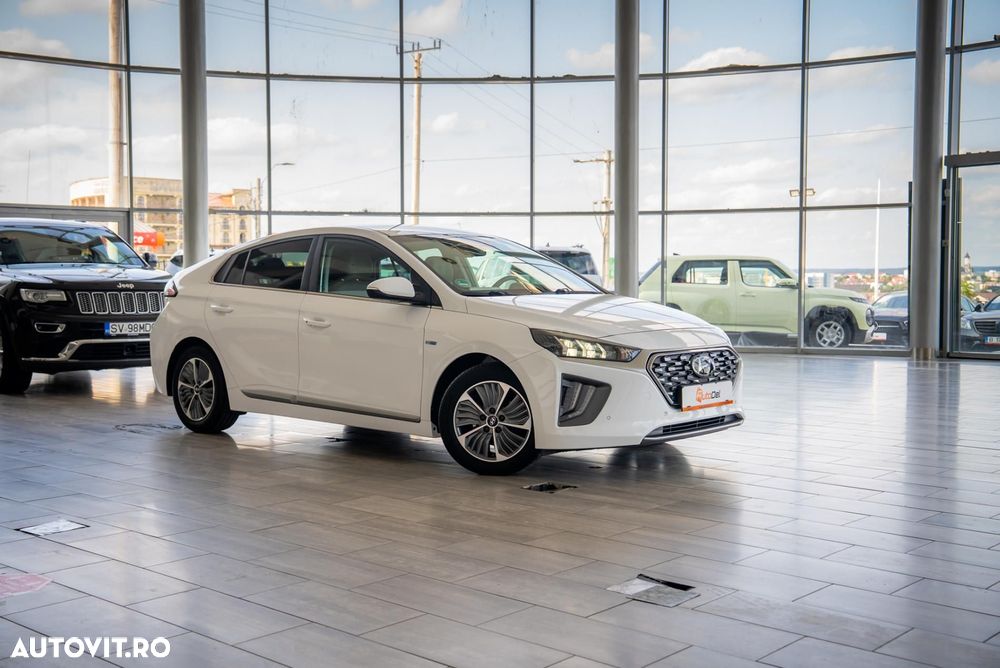Hyundai IONIQ - 22