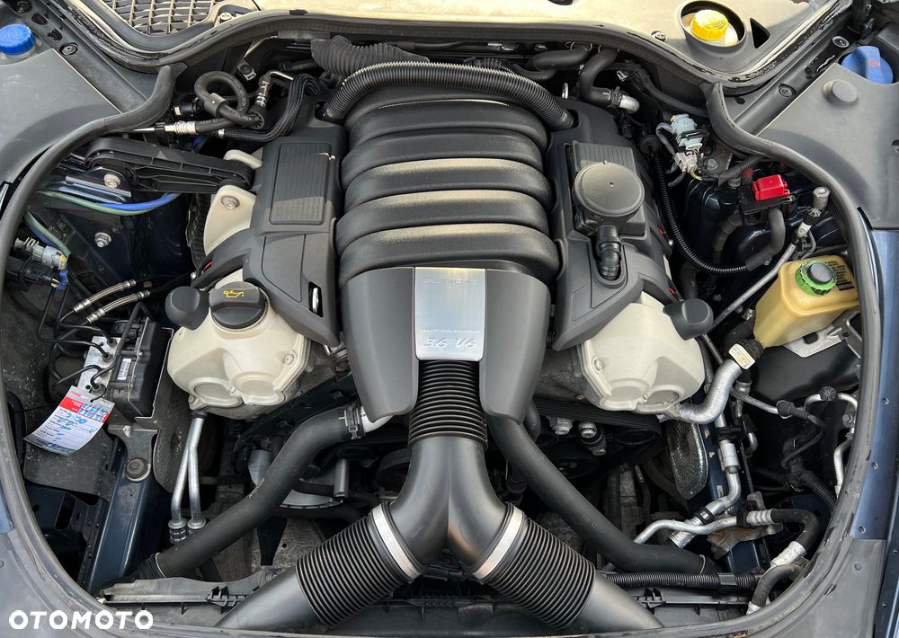 Porsche Panamera 4 - 11