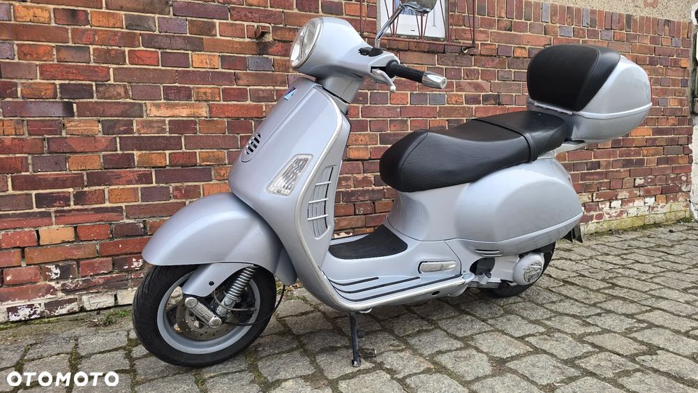 Piaggio Vespa - 3