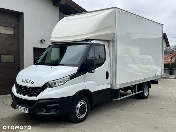 Iveco 35C14 Kontener 8 Palet