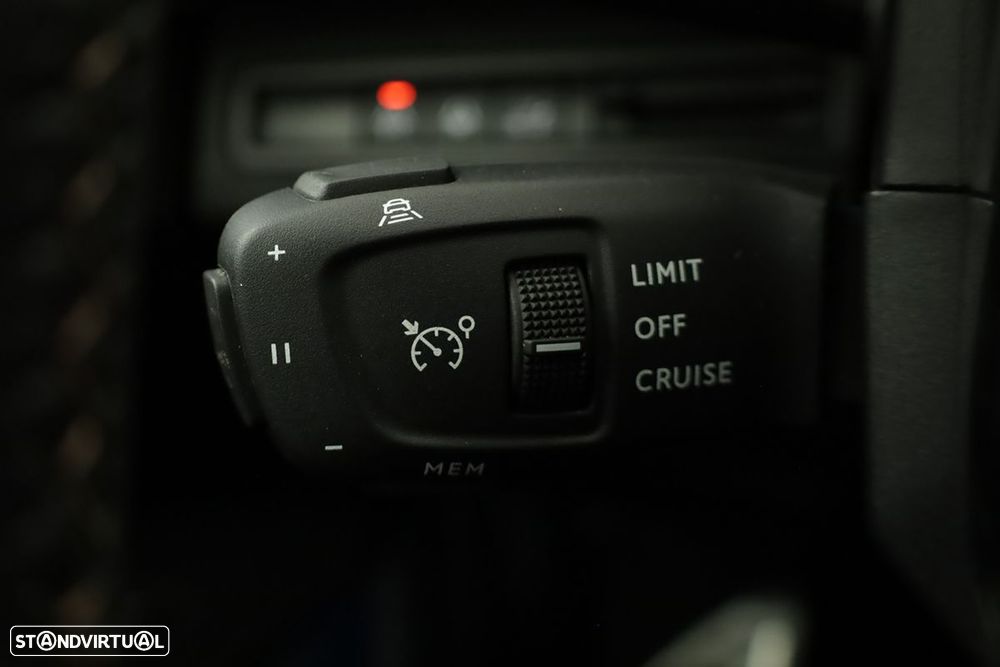 Peugeot 3008 1.2 Hybrid GT e-DCS6 - 17