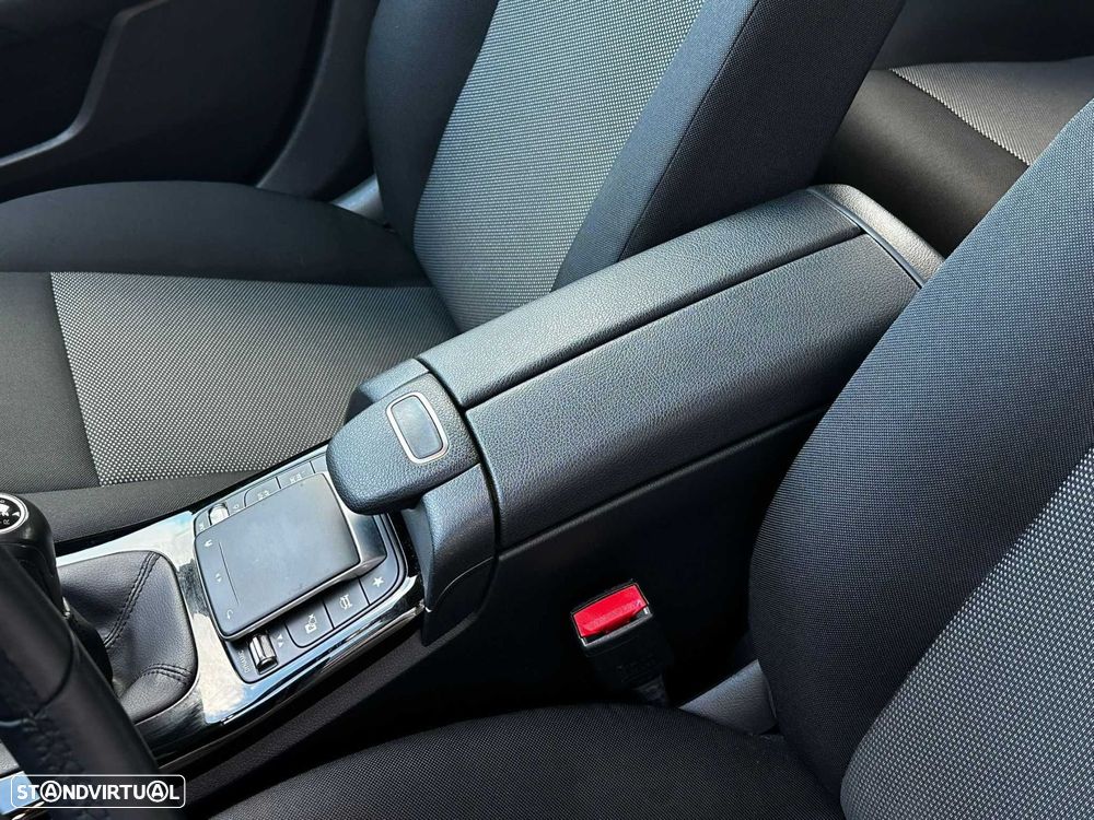 Mercedes-Benz A 180 d Business Solutions - 10