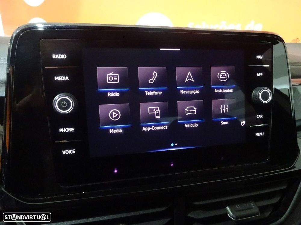 VW T-Roc 1.5 TSI Life DSG - 18