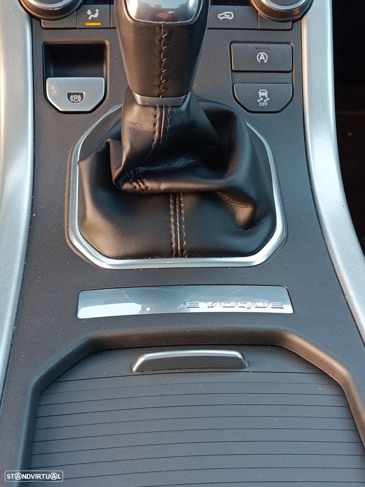 Land Rover Range Rover Evoque 2.0 D150 - 18