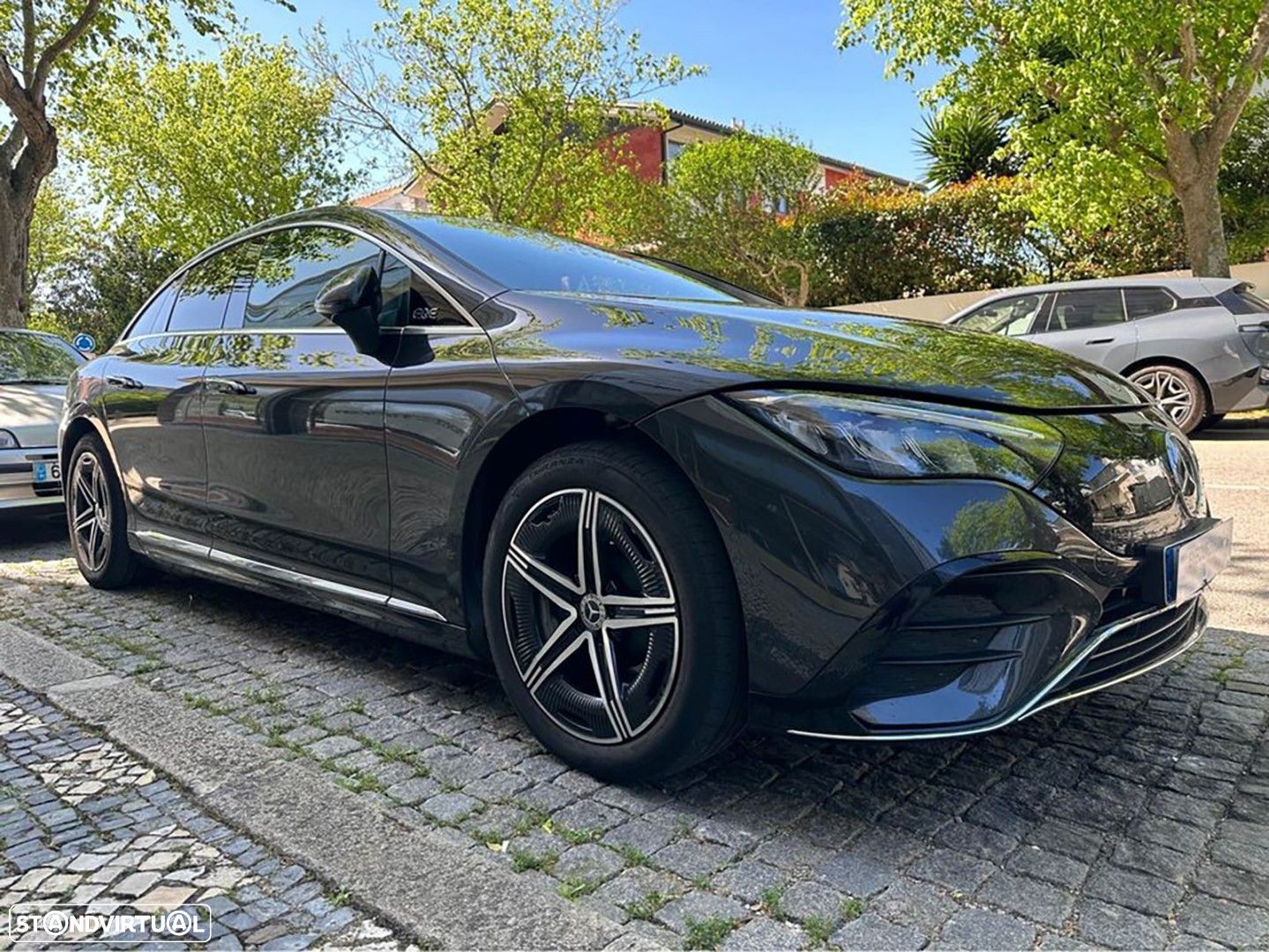 Mercedes-Benz EQE 350 - 1