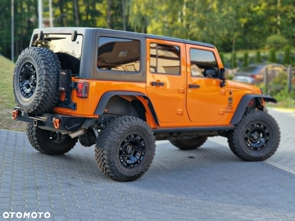 Jeep Wrangler - 5