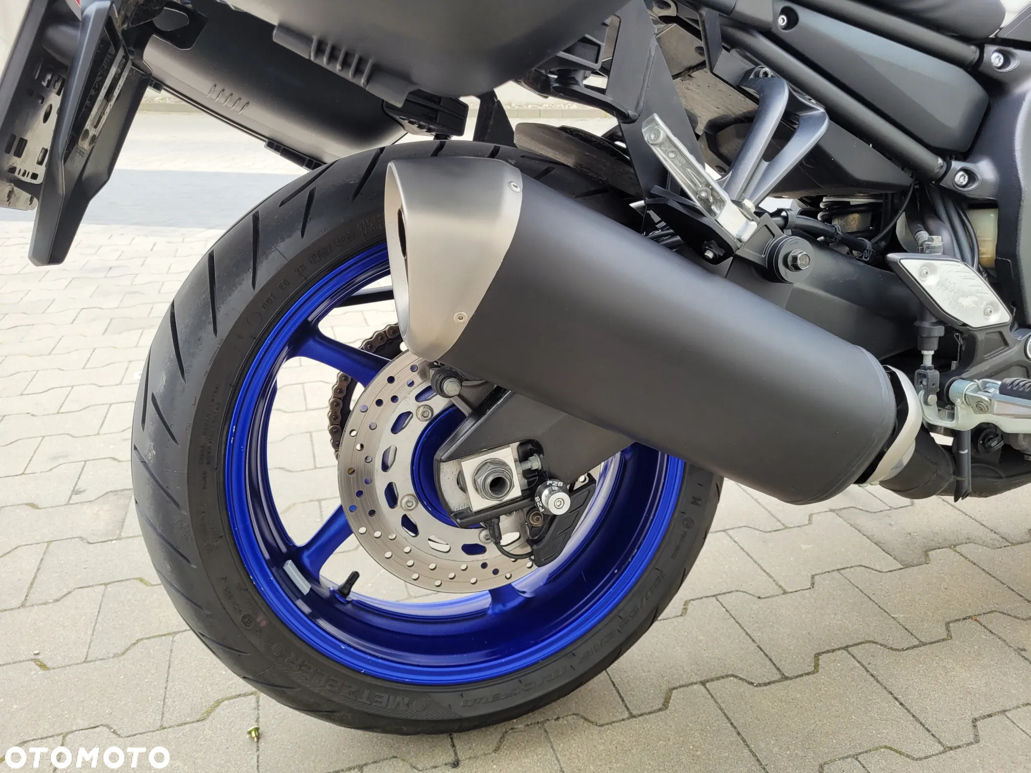 Yamaha FZ8 - 18