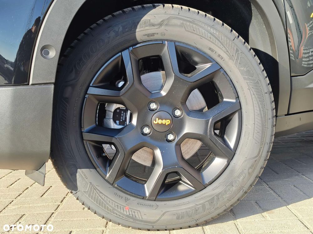 Jeep Avenger 1.2 T3 mHEV The North Face 4xe eDCT6 - 17