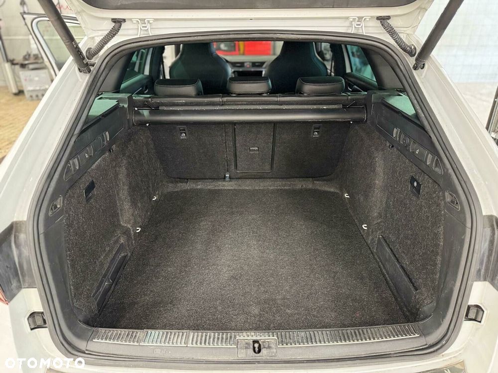 Skoda Superb 2.0 TSI 4x4 Sportline DSG - 28