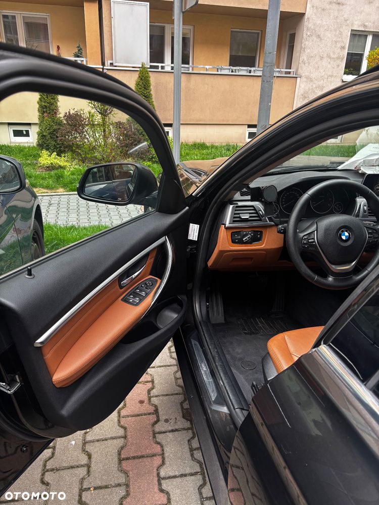 BMW Seria 3 320d xDrive Edition Luxury Line Purity - 27