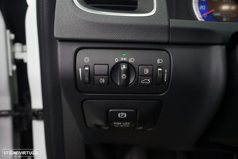 Volvo V60 1.6 D2 R-Design - 26