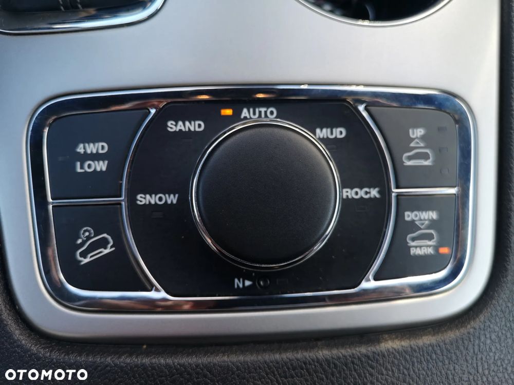 Jeep Grand Cherokee 3.0 CRD Overland - 23