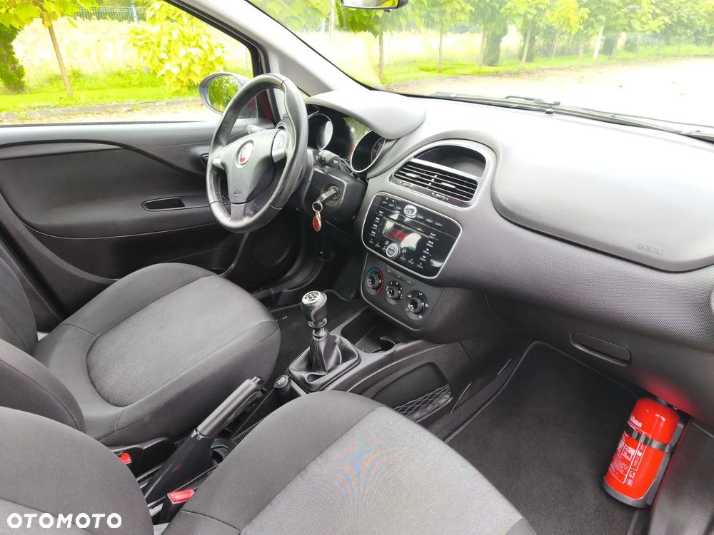 Fiat Punto 2012 - 25
