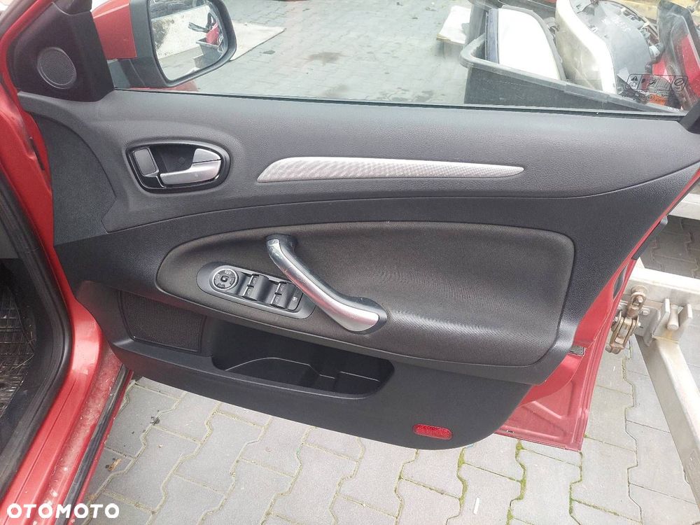 FOTELE KOMPLET LEWY PRAWY KANAPA TYŁ FORD MONDEO MK4 HB 5D - 4